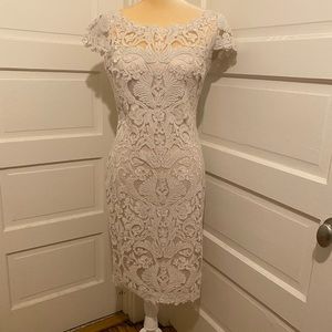 Tadashi Shoji lace cap sleeve dress